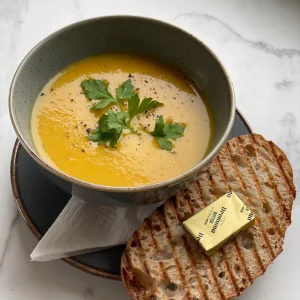 soup-soup of the day-vegetable-food-hot-ramelton-downings-cafe